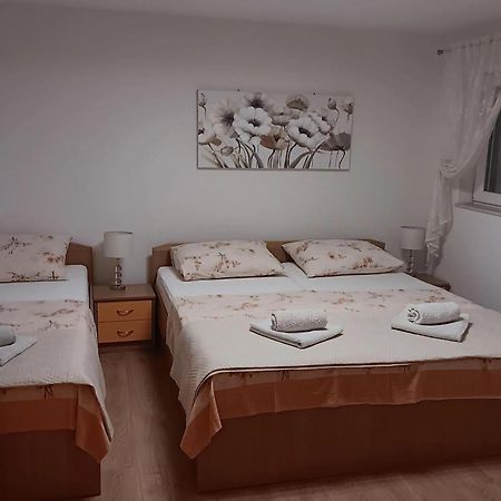 Apartment Radalj คาชเตลา ภายนอก รูปภาพ